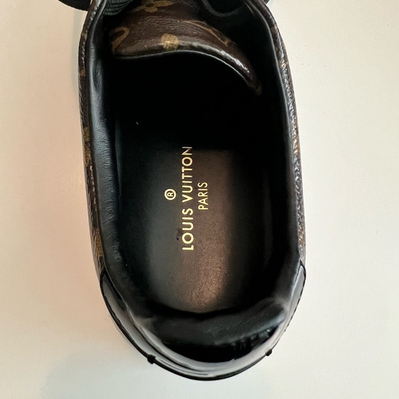 Louis Vuitton LV Monogram Frontrow Sneaker Brown - Picture 7 of 16